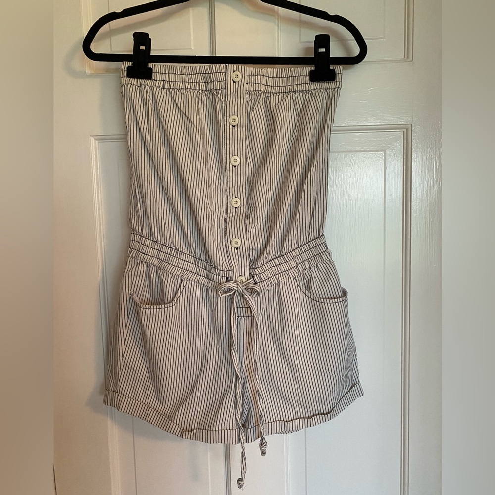 Forever 21 Striped Sleeveless Romper Size Small